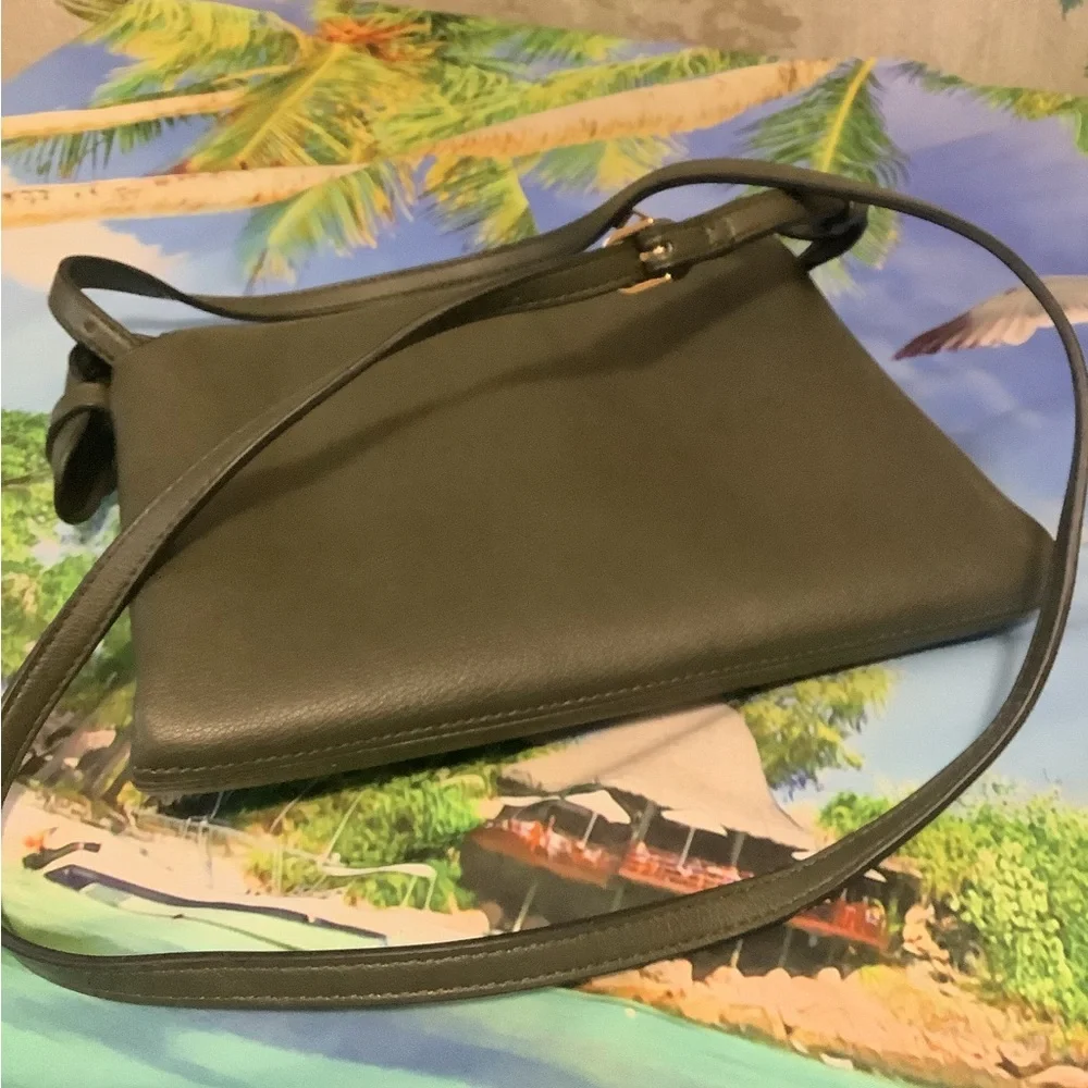 Elegant ALPINE Green Crossbody Bag by A NEW DAY NWOT long strap
